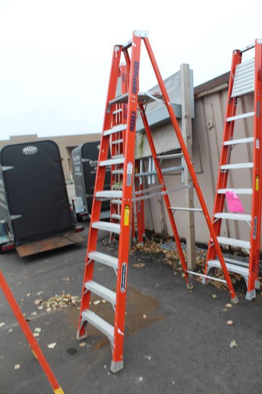 lot 45 image: Lot of (2) Louisville 8ft. Commercial Platform Ladders