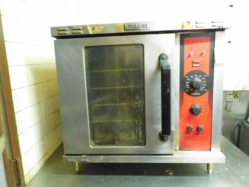lot 11 image: Vulcan Table Top Oven