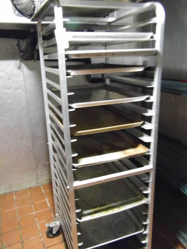 lot 39 image: Proofing Rack w Trays