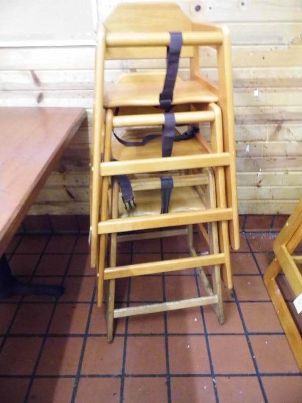 lot 70 image: 3 Booster Chairs