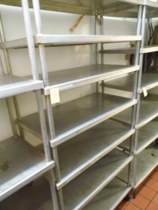 lot 80 image: Metal Rack