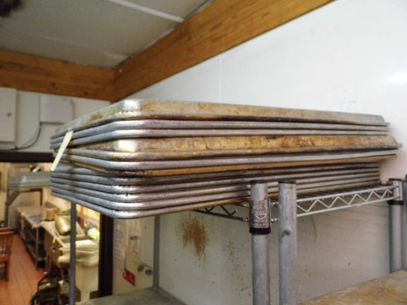 lot 82 image: 12 Full Size Sheet Pans