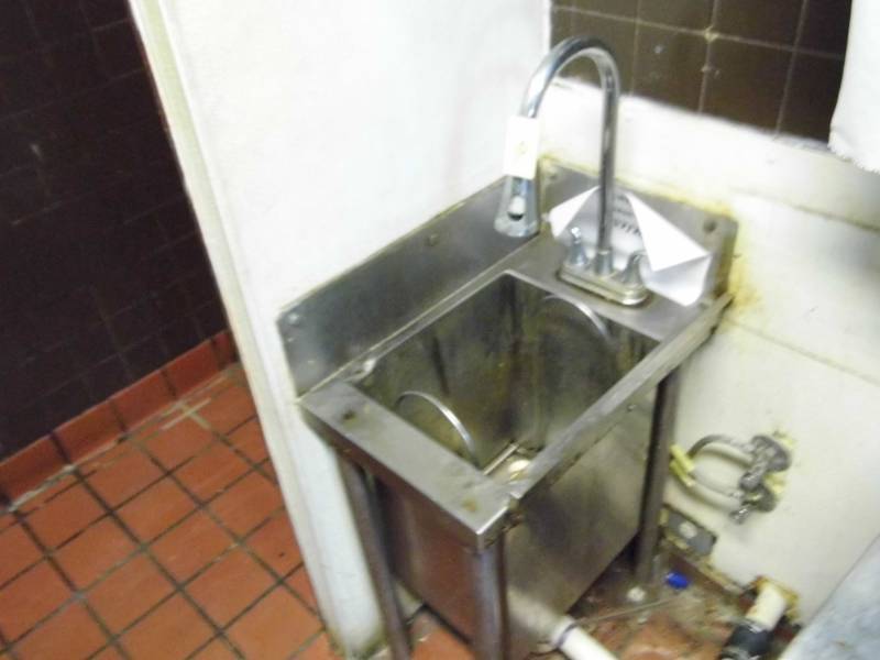 lot 110 image: Stainless Steel Sink