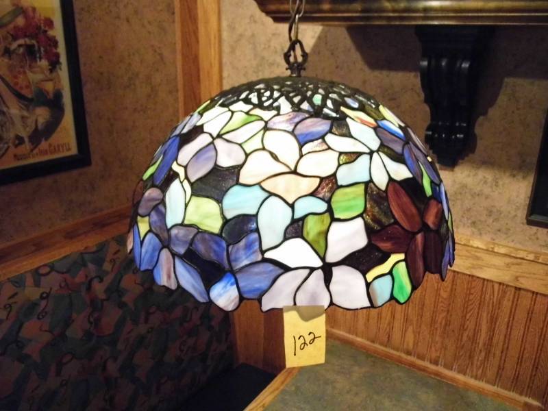 lot 122 image: Floral Haning Lamp