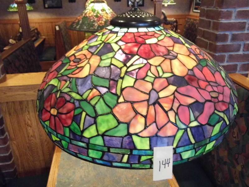 lot 144 image: Floral Hanging Lamp