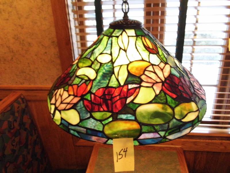 lot 154 image: Floral Hanging Lamp