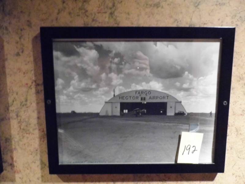 lot 192 image: Hector Airport Pictures