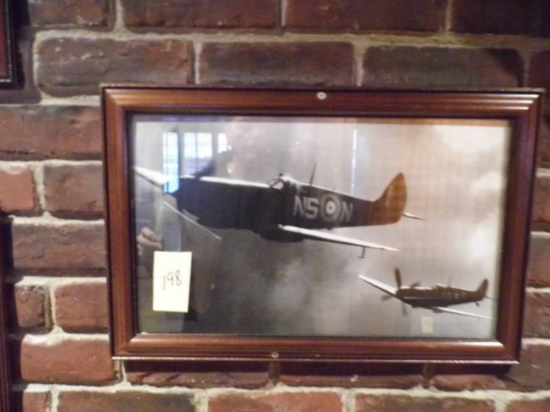 lot 198 image: NSON Airplance Picture