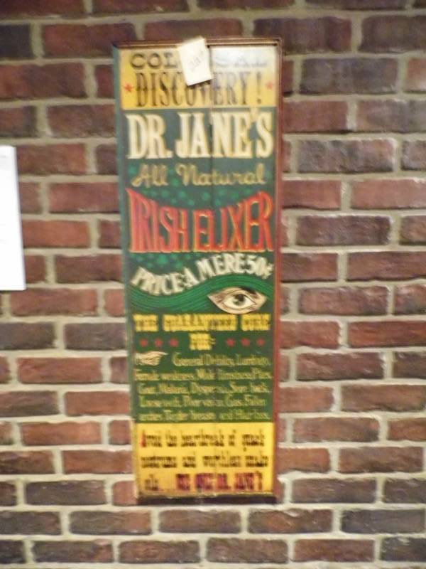 lot 227 image: Dr Jane Sign