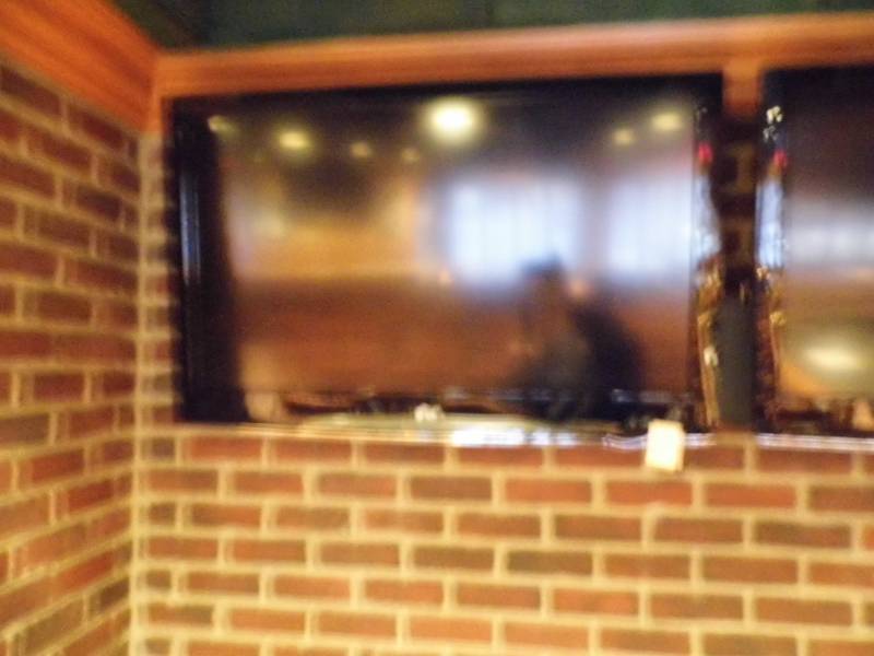 lot 233 image: LG TV