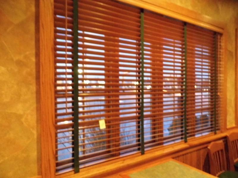 lot 255 image: Wooden Blinds