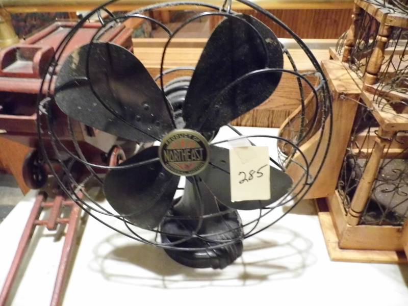lot 285 image: Metal North East Fan