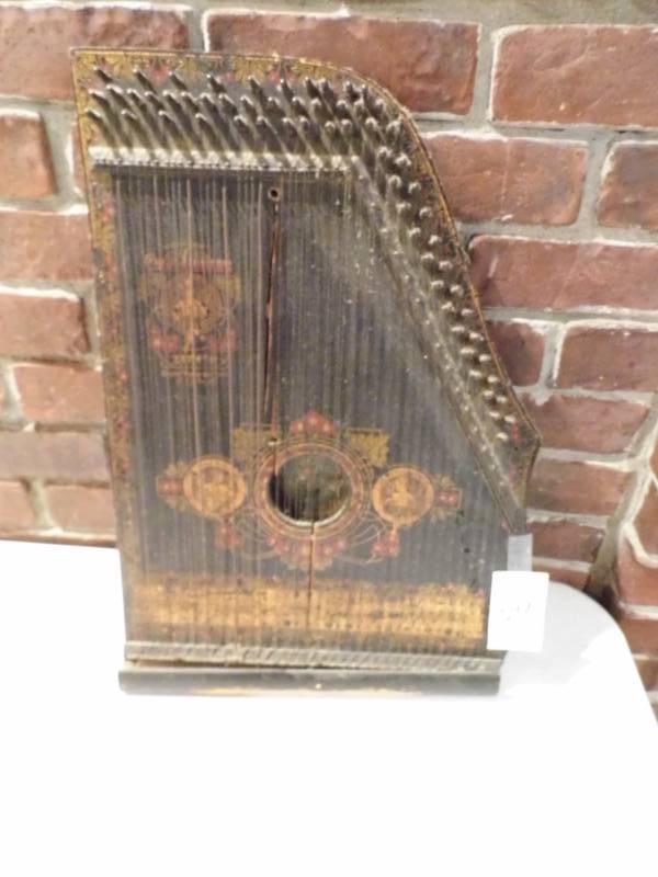 lot 292 image: Harpsicord