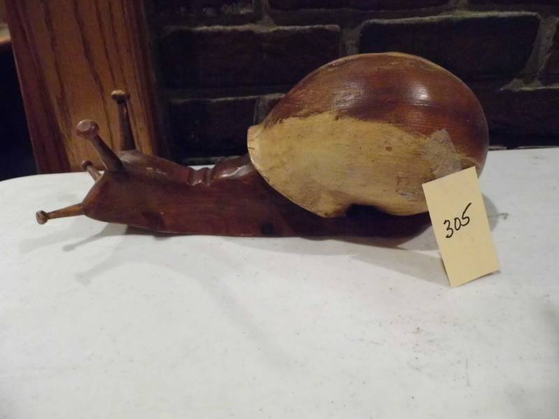 lot 305 image: Wooden Snail