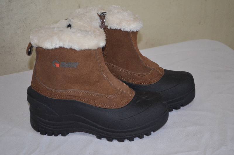 Sportsmans 223 Mens Womens Boot and Shoe.