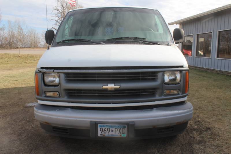 1998 Chevrolet Express 2500 - 1 Owner -