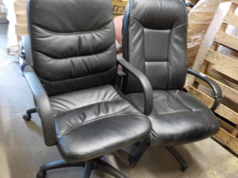 Set of 2 Office Chairs...