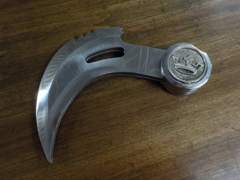 Double Edged Knife with Crown fold...