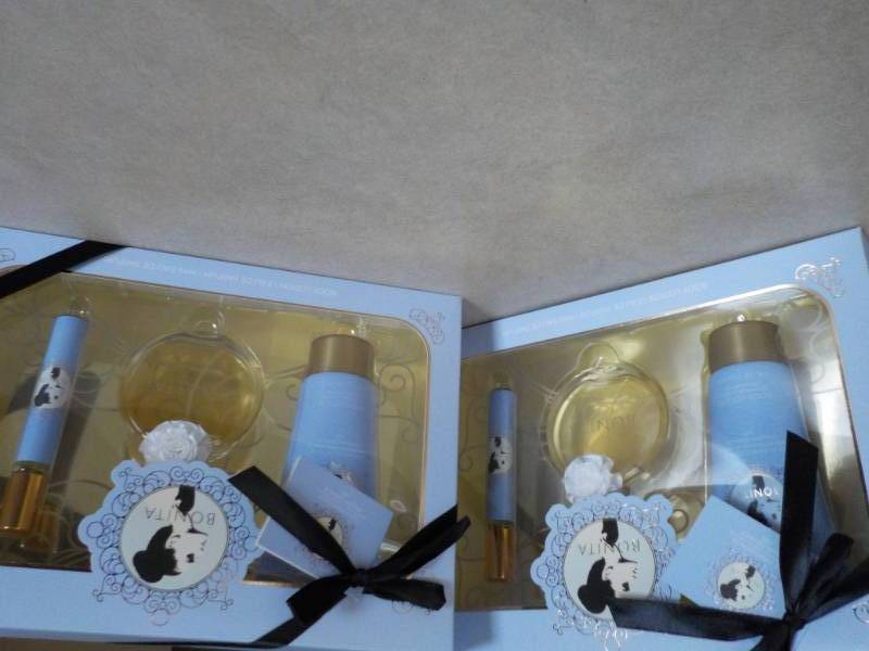 set of 2 Ariana Grande Fragrance Gi...