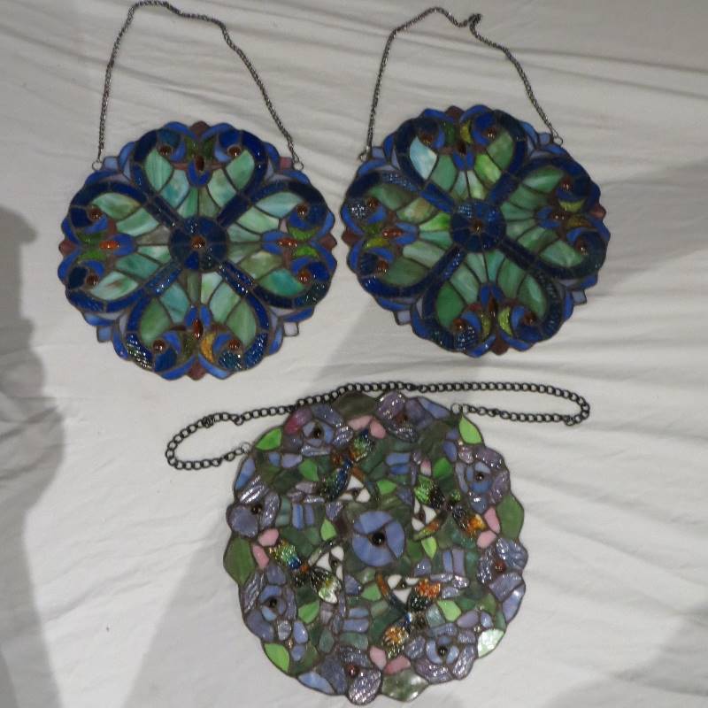 lot 9 image: 3 Round Stained Glass Panels