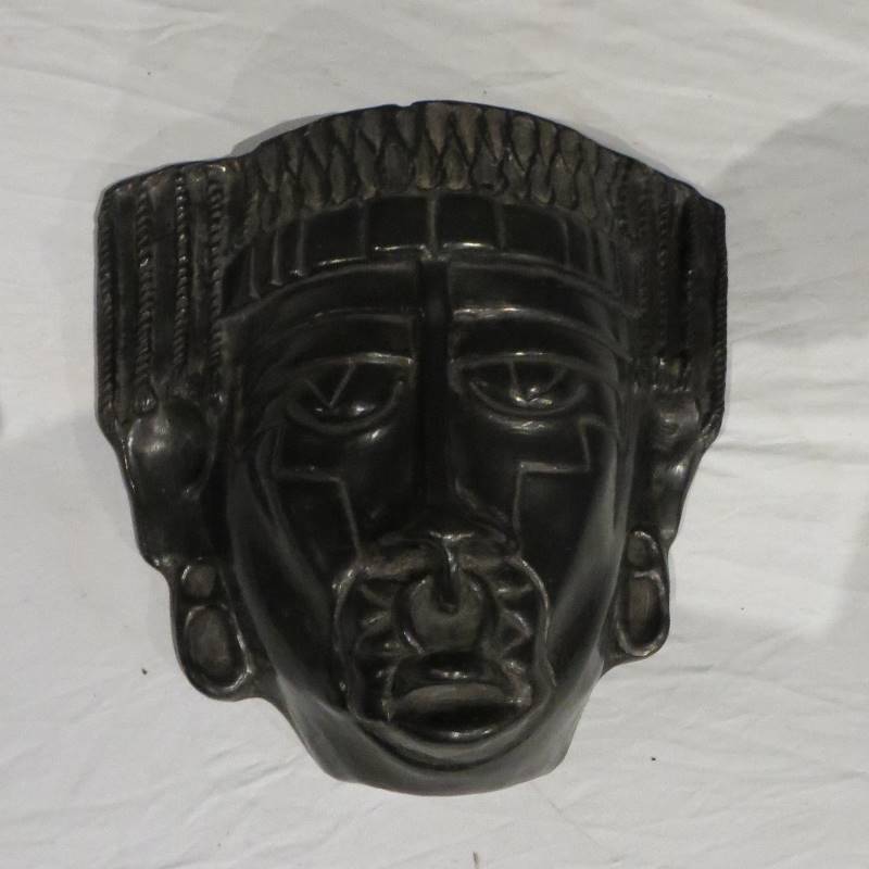 lot 10 image: Mask from Oaxaca, Mexico