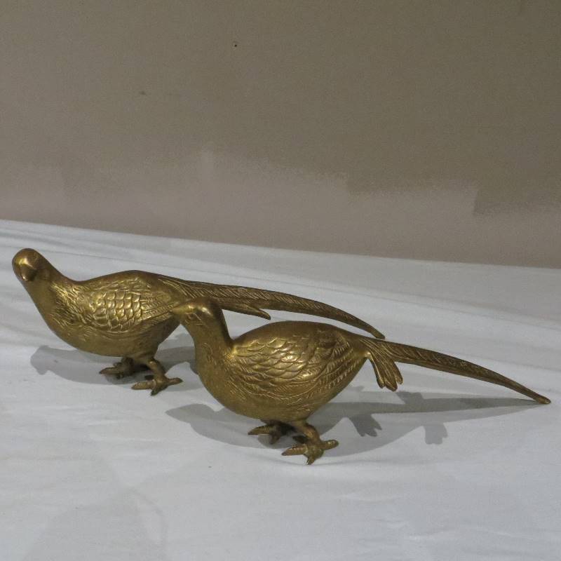 lot 21 image: 2 Brass Birds