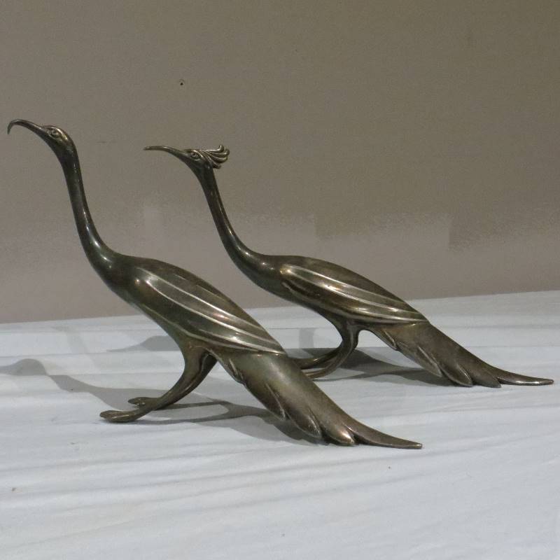 lot 22 image: 2 Birds