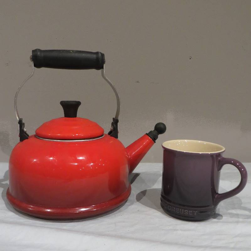 lot 24 image: Le Creuset Teapot & Mug