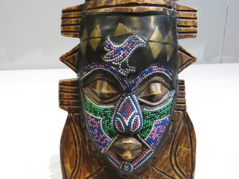lot 61 image: Wooden Mask wBeadwork on Front