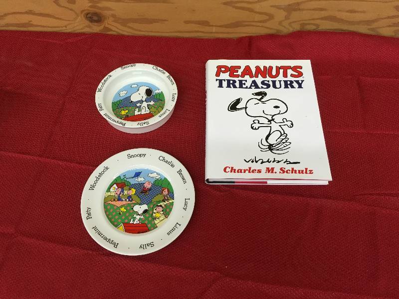 lot 286 image: Peanuts Treasury Book, Plate, & Bowl
