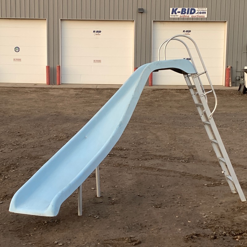 lot 7 image: Fiberglass Swimming Pool Slide