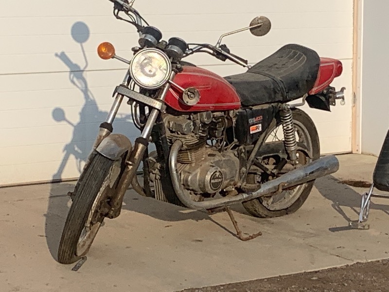lot 3-E image: 1978 Suzuki GS-400 Motorcycle