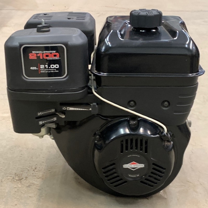 lot 8 image: Briggs & Stratton 2100-Series