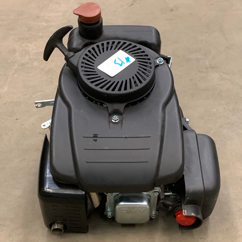 lot 13 image: MTD 139cc Lawn Mower Engine
