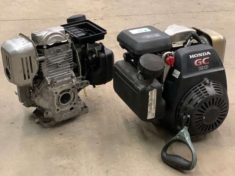 lot 17 image: (2) Honda GC-190 Gas Engines