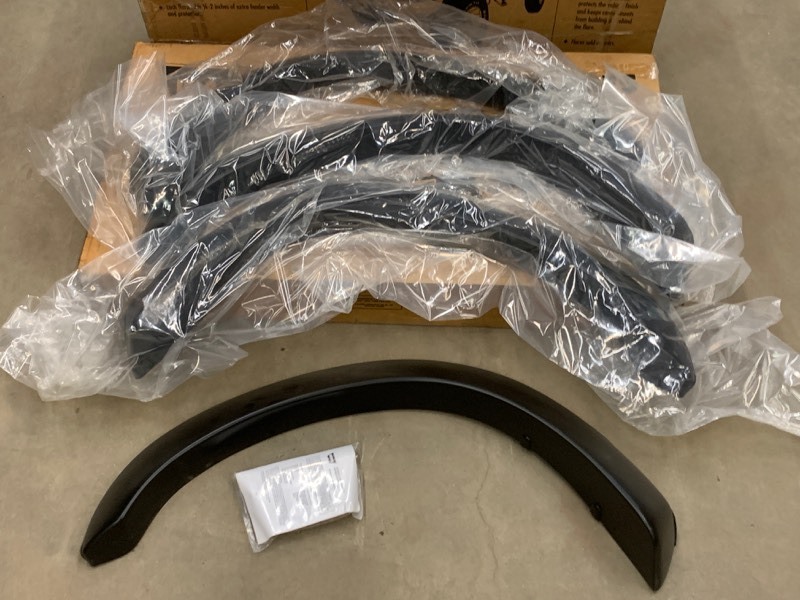 lot 23 image: Set Of Warn Fender Flares