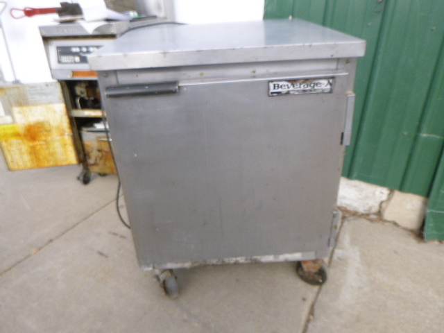lot 24 image: Beverage Air Under Counter Freezer