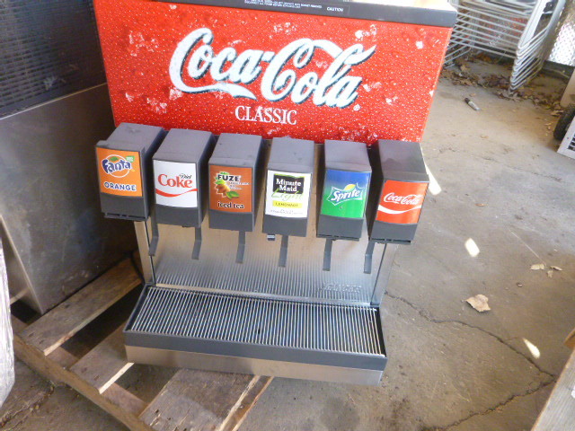 lot 38 image: Lancer Pop Dispensers