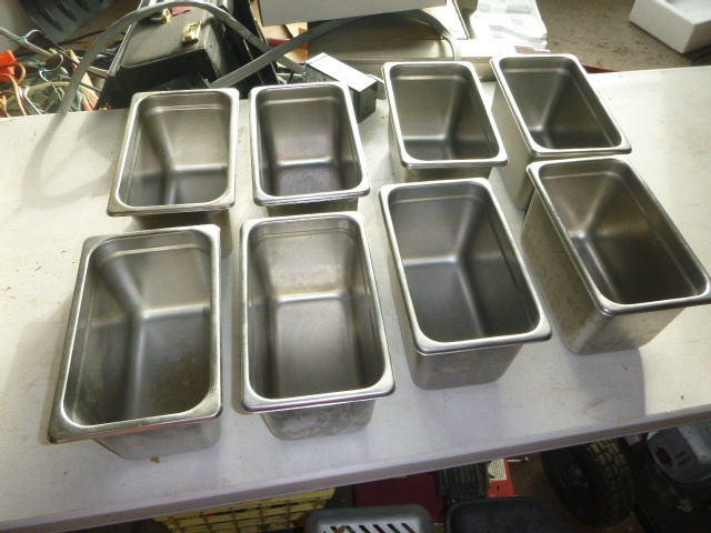 lot 49 image: 8 Quarter Size Steam Table Pans