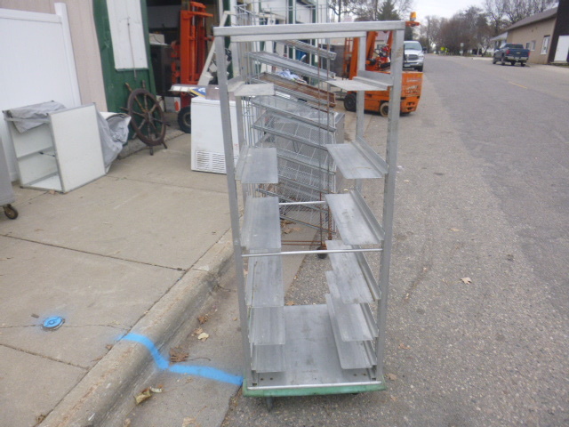 lot 11 image: CresCor Sheet Pan Holder