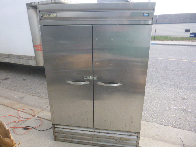 lot 1 image: Beverage-Air 2 Door Freezer
