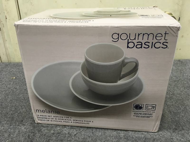 lot 558 image: Gourmet Basics Melanie 16 Pc Set, Retail $49.99