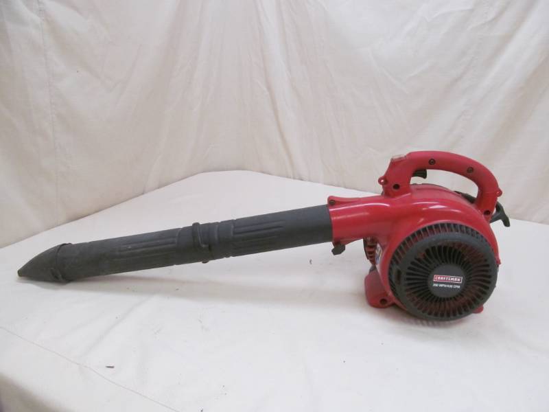 leaf blower