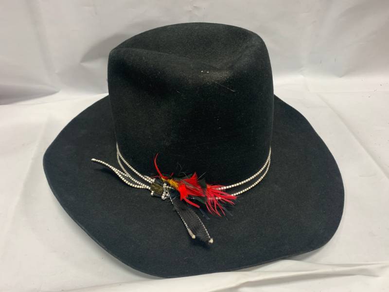 lot 62 image: Vintage New West from Bailey Cowboy Hat