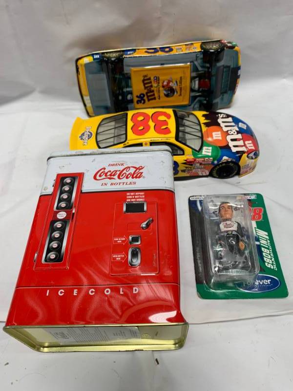 lot 73 image: NASCAR Collectibles & Coca Cola Tin