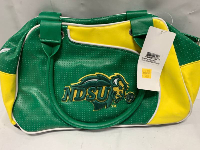 lot 74 image: NDSU Bison Womens Purse Clutch Bowler Style Bag New