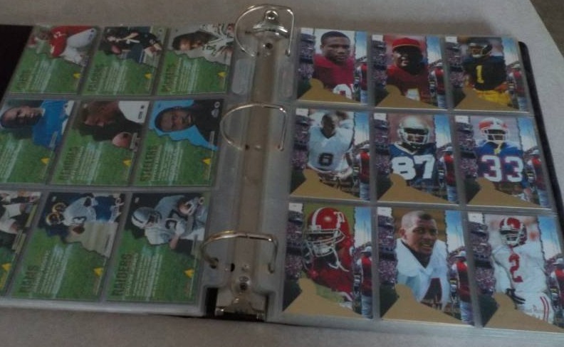 Card Guard Book with all Cards pict...