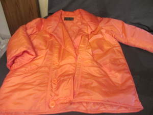 lot 83 image: Ladies Puff Jacket