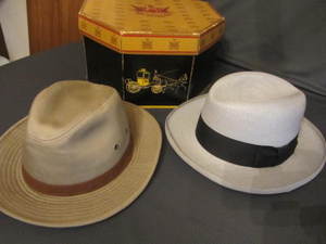 lot 86 image: Mens Hats