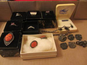 lot 136 image: Costume Jewelry